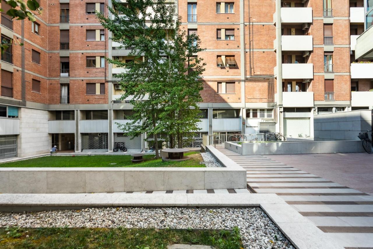 Porta Nuova Central Studio Верона Экстерьер фото