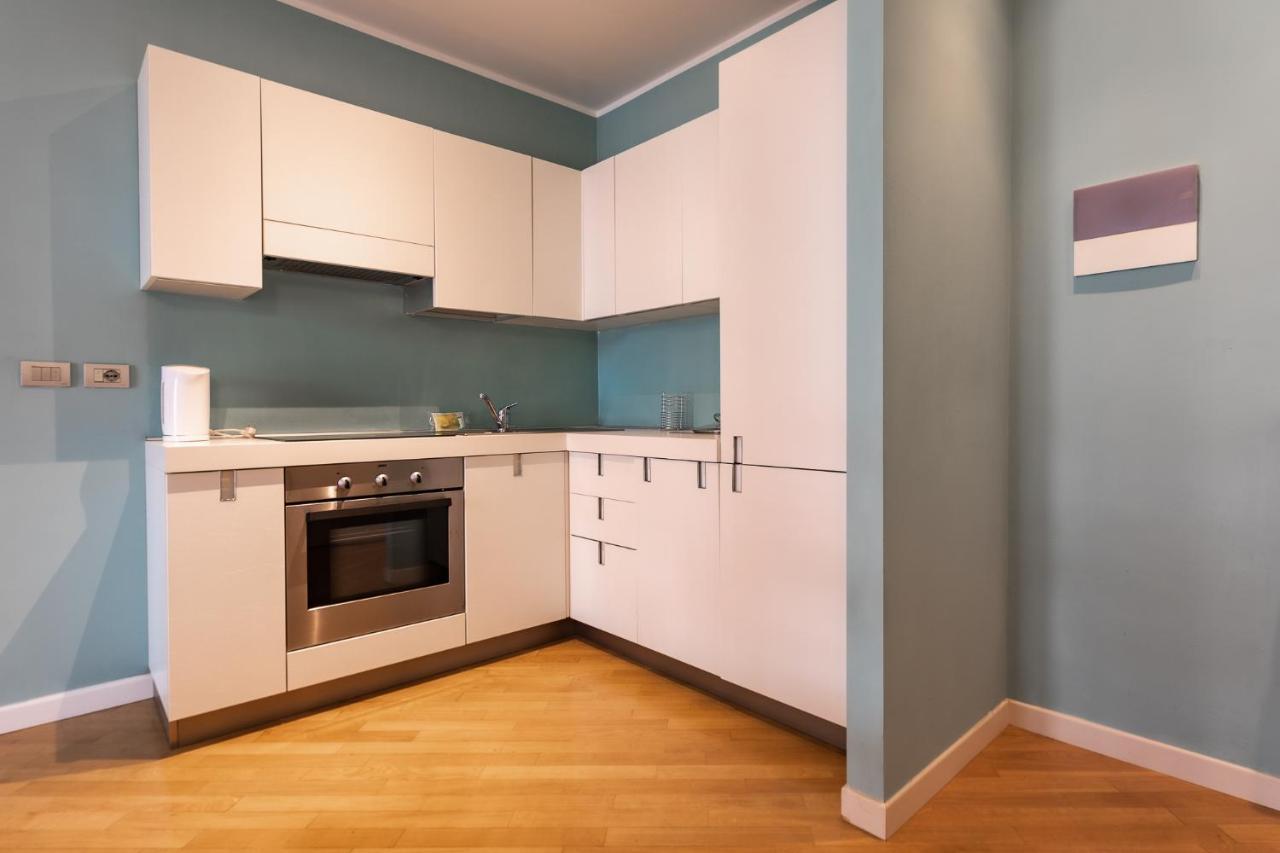 Porta Nuova Central Studio Верона Экстерьер фото